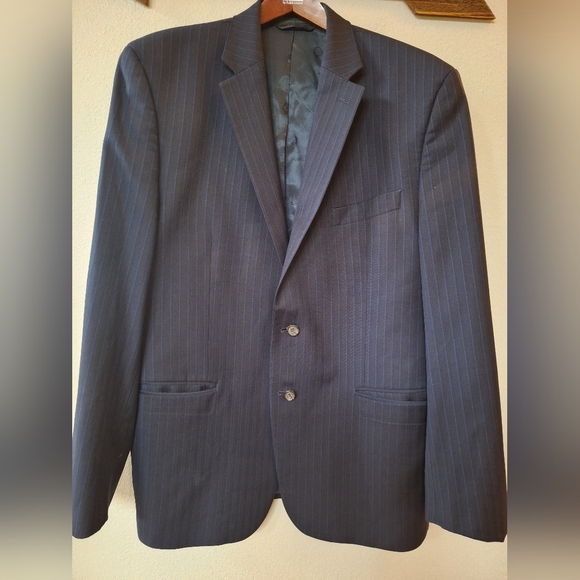 LAUREN Ralph Lauren Navy Pinstriped Sport Coat 100% Wool Stretch Mens 42Reg